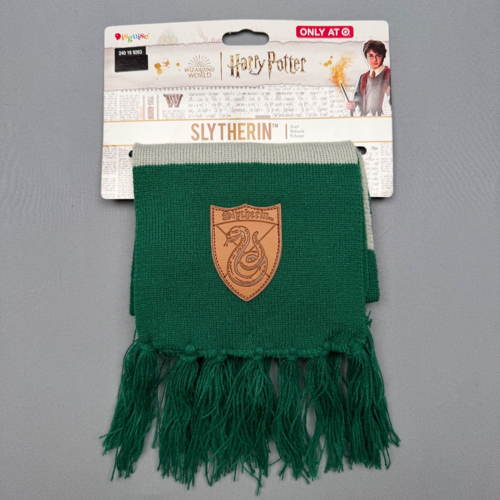 NWT Harry Potter Slytherin Scarf Green Silver Knit House Crest Adult One Size